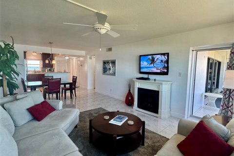 Copropriété à louer à Clearwater, Floride: 2 chambres, 103.21 m2 № 2144164 - photo 23