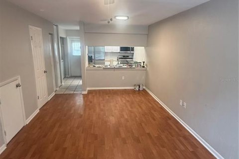 Appartement à louer à Gainesville, Floride: 2 chambres, 86.4 m2 № 2267295 - photo 6