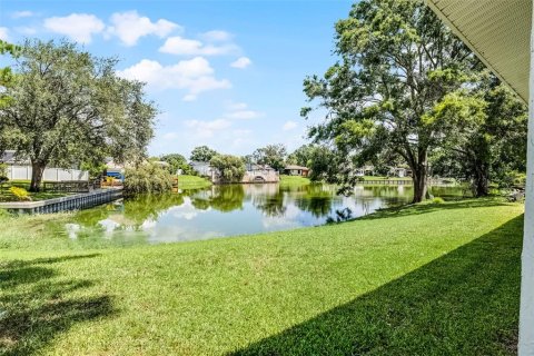 Casa en alquiler en Tampa, Florida, 4 dormitorios, 161.74 m2 № 1883935 - foto 18