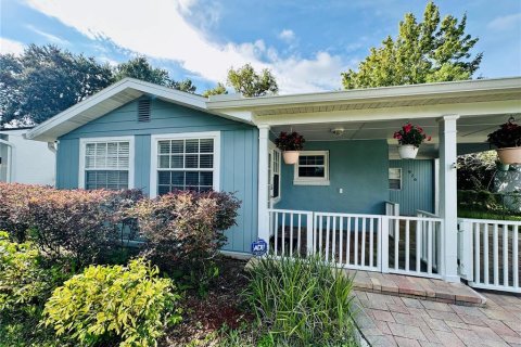 Casa en venta en Orlando, Florida, 2 dormitorios, 78.97 m2 № 1907633 - foto 2