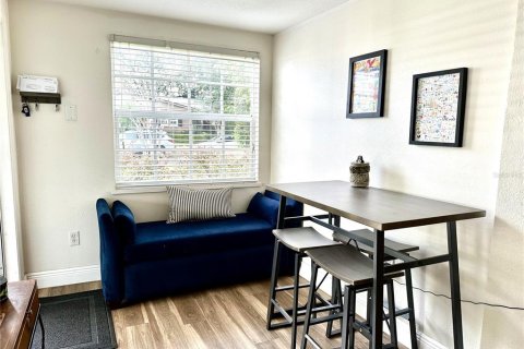 Casa en venta en Orlando, Florida, 2 dormitorios, 78.97 m2 № 1907633 - foto 6