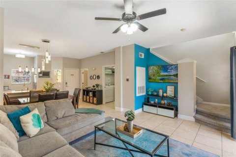 Townhouse in Kissimmee, Florida 3 bedrooms, 119.47 sq.m. № 2384341 - photo 15