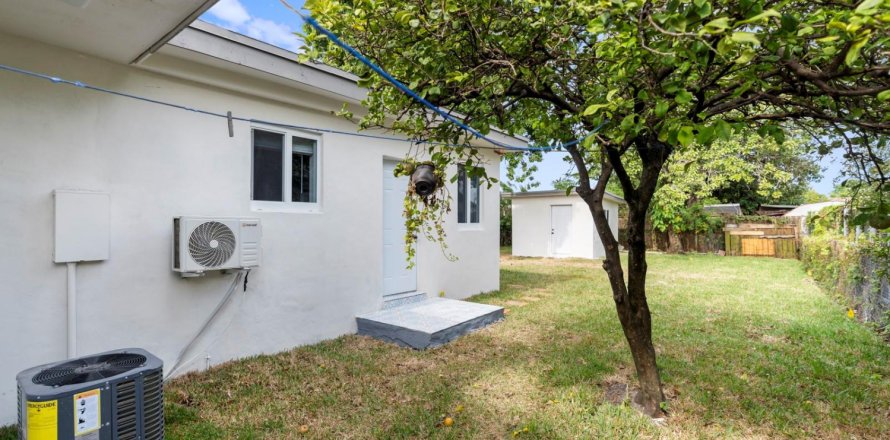 Квартира в Хайалиа, Флорида 3 спальни, 168.25м2 № 1226654