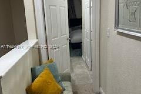 Купить таунхаус в Мирамар, Флорида 2 спальни, 120.4м2, № 2009210 - фото 6