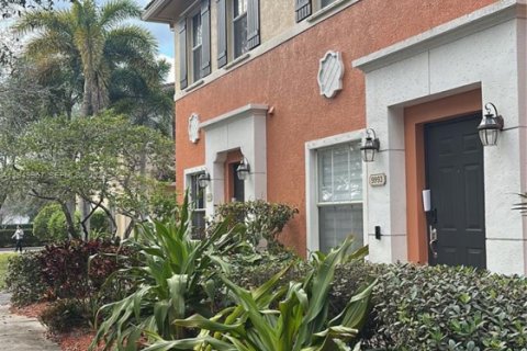 Townhouse in Miramar, Florida 2 bedrooms, 120.4 sq.m. № 2009210 - photo 12