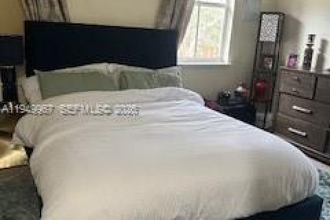 Купить таунхаус в Мирамар, Флорида 2 спальни, 120.4м2, № 2009210 - фото 5