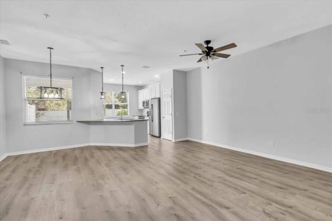 Adosado en alquiler en Sarasota, Florida, 3 dormitorios, 138.24 m2 № 1903240 - foto 8