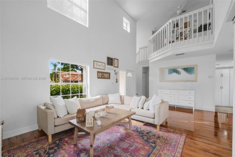 Villa ou maison à vendre à Doral, Floride: 3 chambres, 152.45 m2 № 2431337 - photo 4