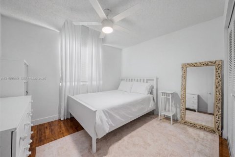 Villa ou maison à vendre à Doral, Floride: 3 chambres, 152.45 m2 № 2431337 - photo 30