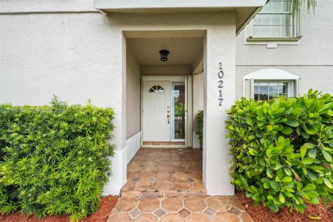 Villa ou maison à vendre à Doral, Floride: 3 chambres, 152.45 m2 № 2431337 - photo 2