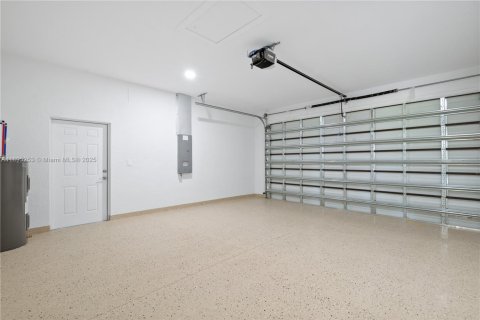 Villa ou maison à vendre à Lehigh Acres, Floride: 4 chambres, 141.4 m2 № 2035801 - photo 28