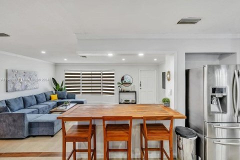 Villa ou maison à vendre à Hollywood, Floride: 3 chambres, 138.8 m2 № 1958105 - photo 27