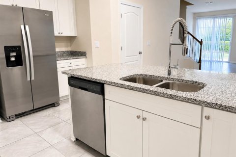Townhouse in Palm Coast, Florida 2 bedrooms, 134.06 sq.m. № 2217470 - photo 7