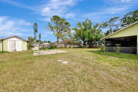 House in Englewood, Florida 2 bedrooms, 153.1 sq.m. № 1566353 - photo 3