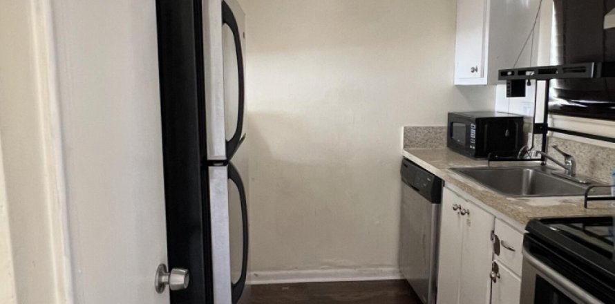 Condo in West Palm Beach, Florida, 1 bedroom № 996265