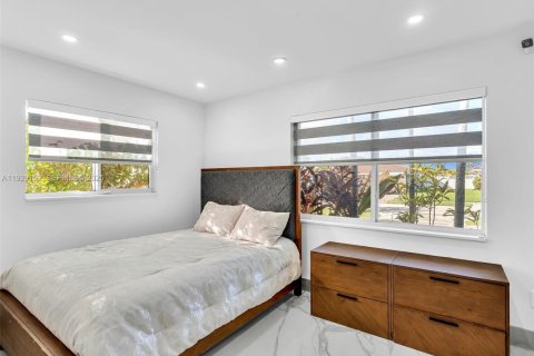 Снять в аренду виллу или дом в Помпано-Бич, Флорида 4 спальни, 165.37м2, № 2035117 - фото 21