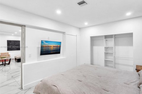 Снять в аренду виллу или дом в Помпано-Бич, Флорида 4 спальни, 165.37м2, № 2035117 - фото 8