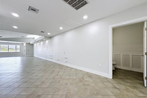 Commercial property in Hudson, Florida № 2113273 - photo 19