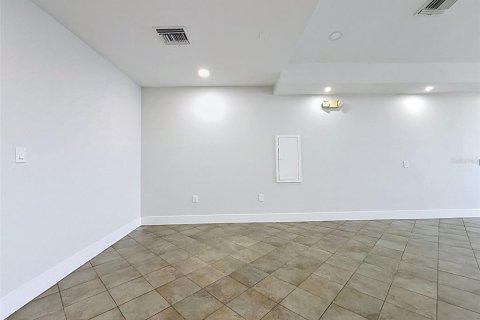 Commercial property in Hudson, Florida № 2113273 - photo 17