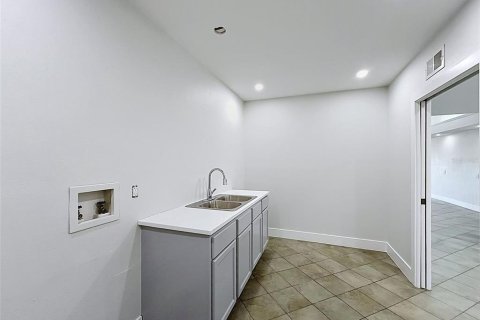 Commercial property in Hudson, Florida № 2113273 - photo 25