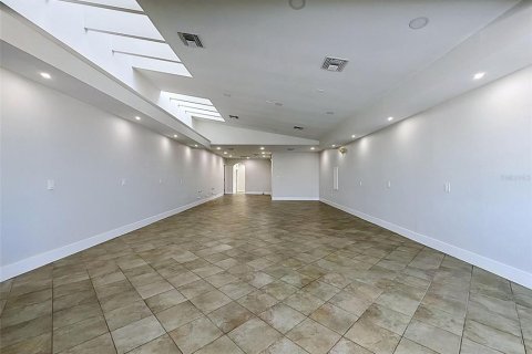 Commercial property in Hudson, Florida № 2113273 - photo 10