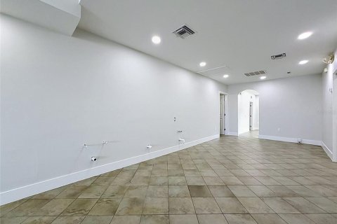 Commercial property in Hudson, Florida № 2113273 - photo 18