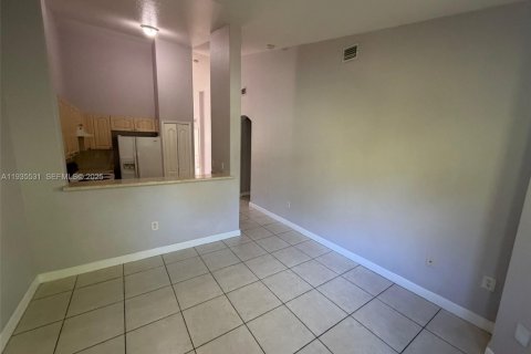 Condominio en alquiler en Homestead, Florida, 3 dormitorios, 109.81 m2 № 1993705 - foto 16