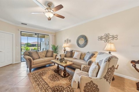 House in Venice, Florida 2 bedrooms, 145.67 sq.m. № 1657394 - photo 8