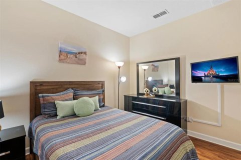 Adosado en venta en Kissimmee, Florida, 5 dormitorios, 188.03 m2 № 2097230 - foto 11