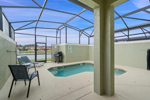 Adosado en venta en Kissimmee, Florida, 5 dormitorios, 188.03 m2 № 2097230 - foto 25