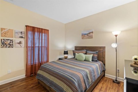 Adosado en venta en Kissimmee, Florida, 5 dormitorios, 188.03 m2 № 2097230 - foto 10