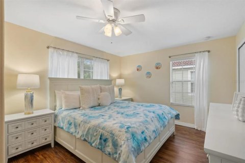 Adosado en venta en Kissimmee, Florida, 5 dormitorios, 188.03 m2 № 2097230 - foto 21