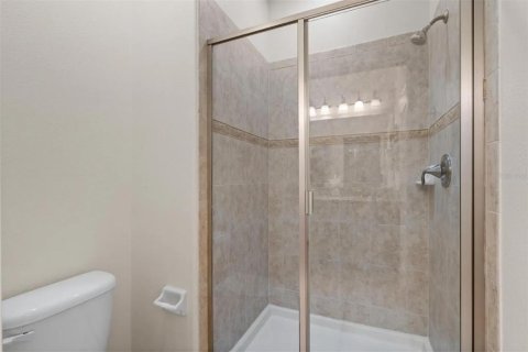 Adosado en venta en Kissimmee, Florida, 5 dormitorios, 188.03 m2 № 2097230 - foto 13