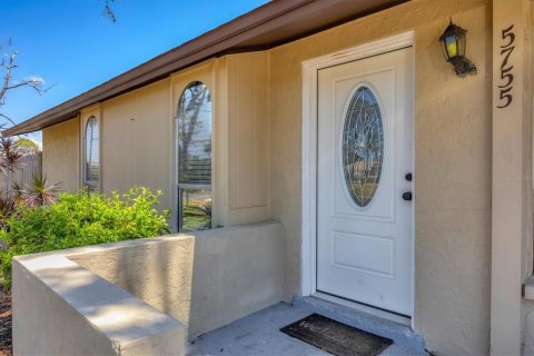House in Venice, Florida 3 bedrooms, 103.86 sq.m. № 1735011 - photo 2