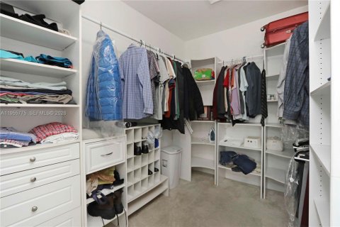 Townhouse in Miami, Florida 3 bedrooms, 155.89 sq.m. № 2027757 - photo 18