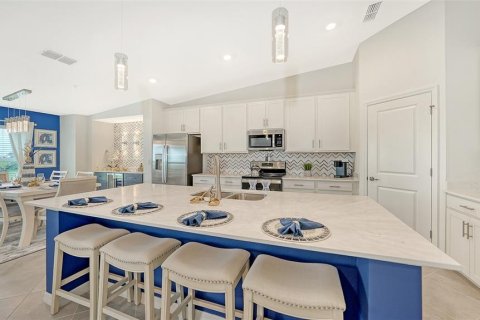 Condo in Venice, Florida, 2 bedrooms  № 1298314 - photo 12