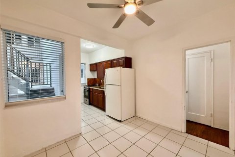 Apartment in Miami Beach, Florida 46.45 sq.m. № 1982153 - photo 10