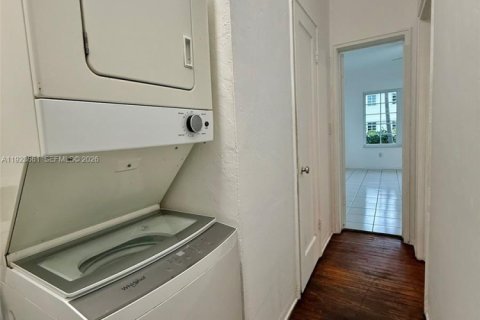 Apartment in Miami Beach, Florida 46.45 sq.m. № 1982153 - photo 14