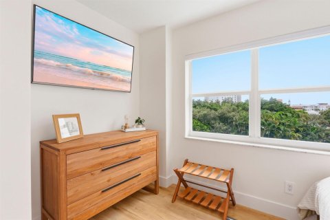 Condo in Delray Beach, Florida, 2 bedrooms  № 2392681 - photo 27