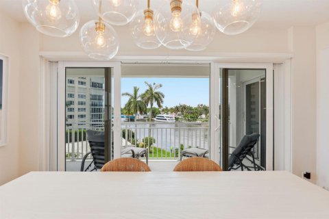 Condo in Delray Beach, Florida, 2 bedrooms  № 2392681 - photo 4
