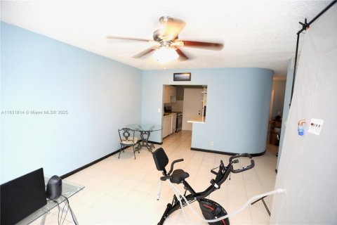 Copropriété à vendre à Fort Lauderdale, Floride: 1 chambre, 70.23 m2 № 1942344 - photo 11