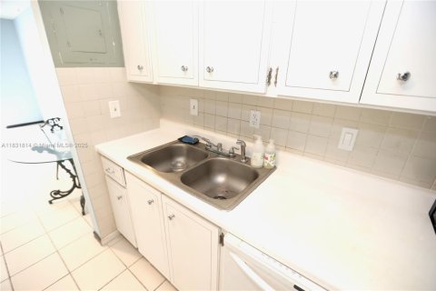 Copropriété à vendre à Fort Lauderdale, Floride: 1 chambre, 70.23 m2 № 1942344 - photo 9