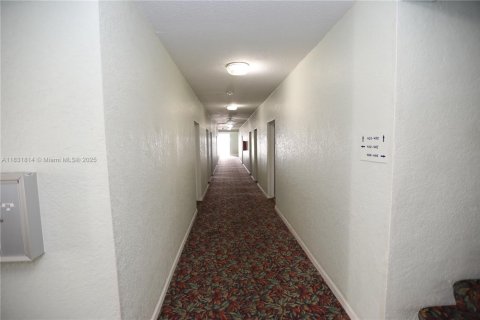 Copropriété à vendre à Fort Lauderdale, Floride: 1 chambre, 70.23 m2 № 1942344 - photo 18