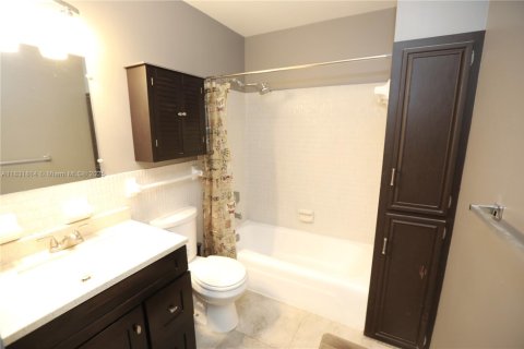 Copropriété à vendre à Fort Lauderdale, Floride: 1 chambre, 70.23 m2 № 1942344 - photo 16