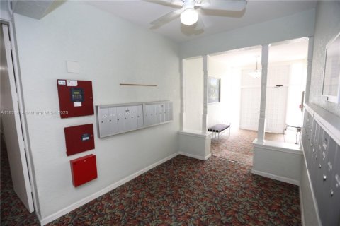 Copropriété à vendre à Fort Lauderdale, Floride: 1 chambre, 70.23 m2 № 1942344 - photo 19