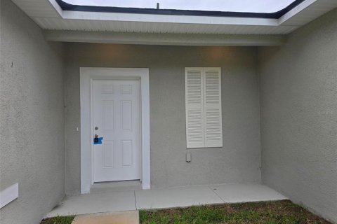 House in Ocala, Florida 4 bedrooms, 0.02 sq.m. № 2196052 - photo 2