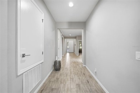 Villa ou maison à vendre à Kissimmee, Floride: 4 chambres, 213.77 m2 № 2416902 - photo 17