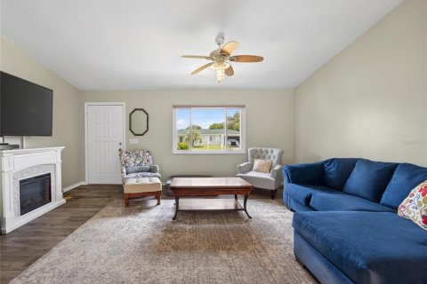 Villa ou maison à vendre à Ocala, Floride: 2 chambres, 116.87 m2 № 2117654 - photo 6