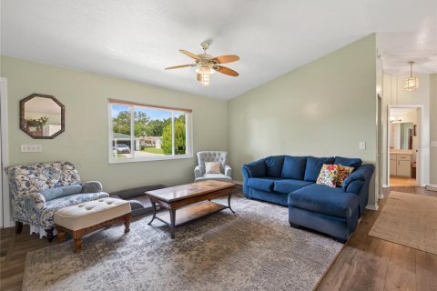Villa ou maison à vendre à Ocala, Floride: 2 chambres, 116.87 m2 № 2117654 - photo 5