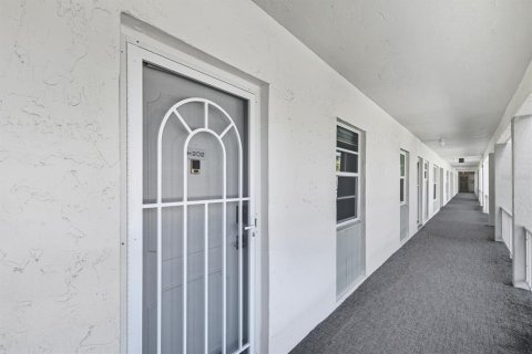 Copropriété à vendre à Longboat Key, Floride: 2 chambres, 107.02 m2 № 2166109 - photo 26